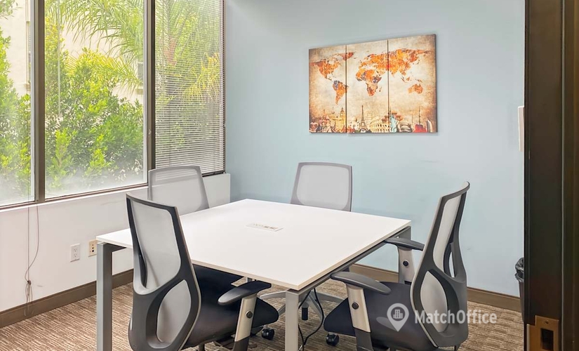 Conference room in Rolling Hills, CA, 609 Deep Valley Drive Rolling Hills (90274) - 9 | MatchOffice.com