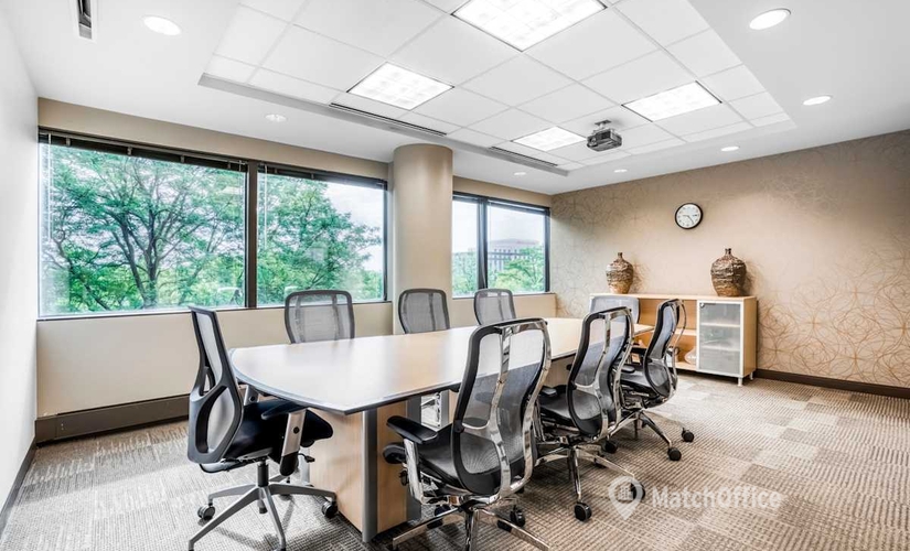 Conference space in Skokie, IL, 5250 Old Orchard Road (60077) - 8 | MatchOffice