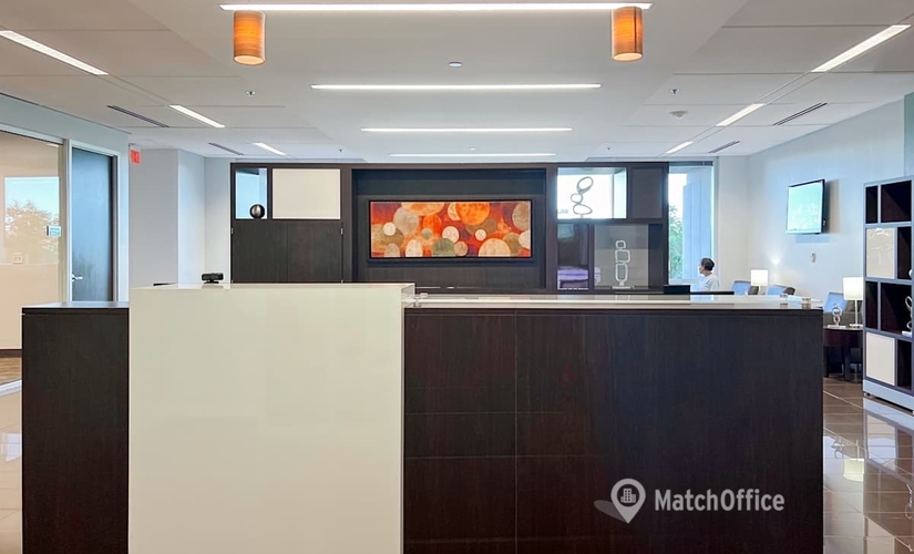  Conference room in Charlotte, 10130 Perimeter Parkway (28216) - 1 | MatchOffice