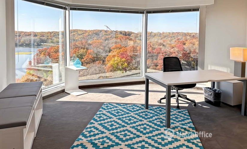 Conference room in Bloomington, MN, 8400 Normandale Lake Boulevard (55437) - 0 | MatchOffice.com