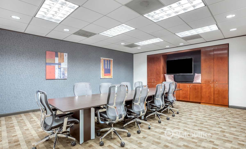  Conference room in Overland Park, KS, 7300 West 110th Street (66210) - 2 | MatchOffice.com