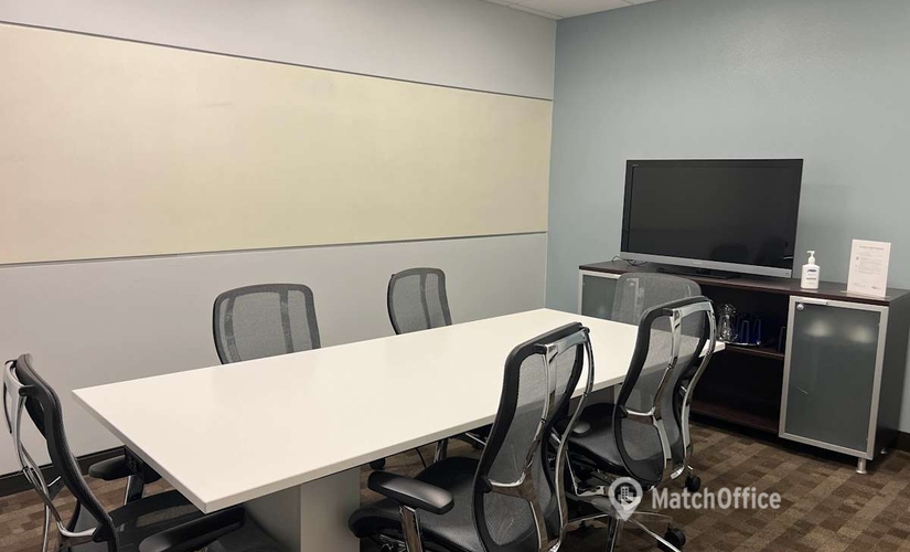  Meeting room in Charlotte, NC, 101 N. Tryon St. (28202) - 8 | MatchOffice