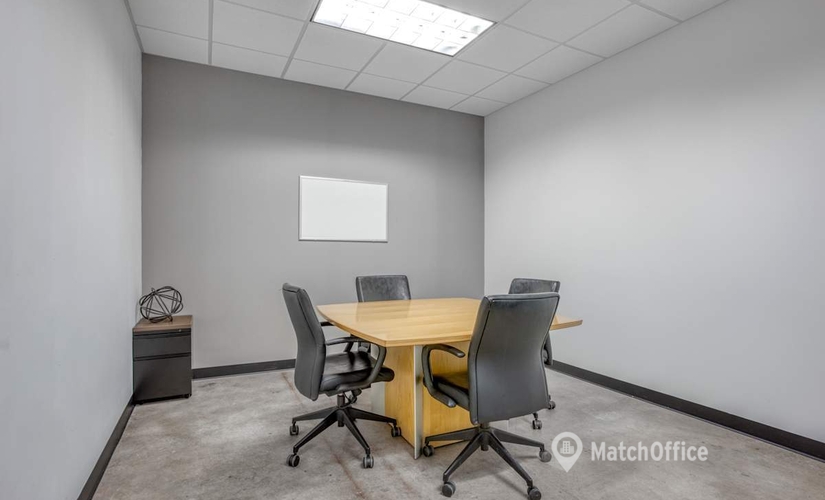  Meeting room in Chicago West Loop, IL, 5113 S. Harper (60615) - 8 | MatchOffice.com