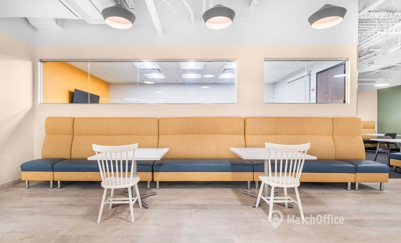  Conference room in Short Hills, NJ, 830 Morris Turnpike (07078) - 6 | MatchOffice.com