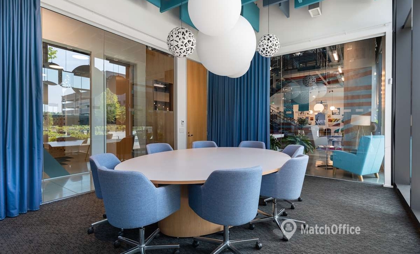 Conference hall in Atlanta Alpharetta - Johns Creek, GA, 8000 Avalon Boulevard (30009) - 2 | MatchOffice