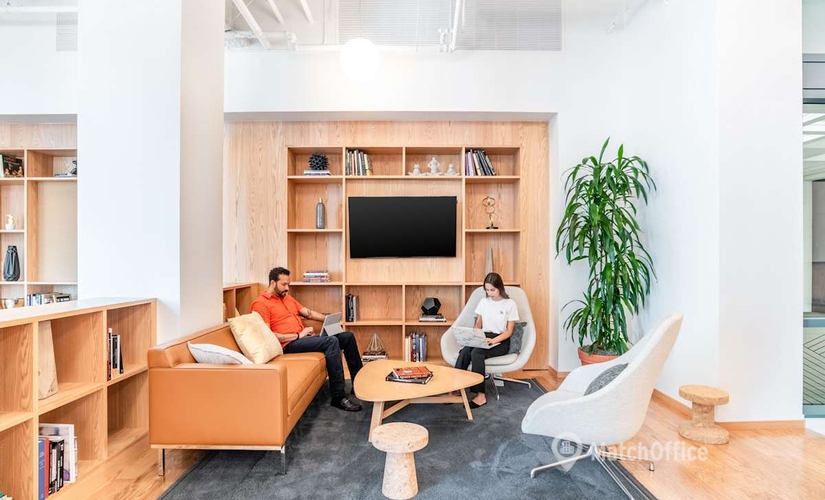 Meeting room in Santa Monica, CA, 2450 Colorado Avenue (90404) - 8 | MatchOffice