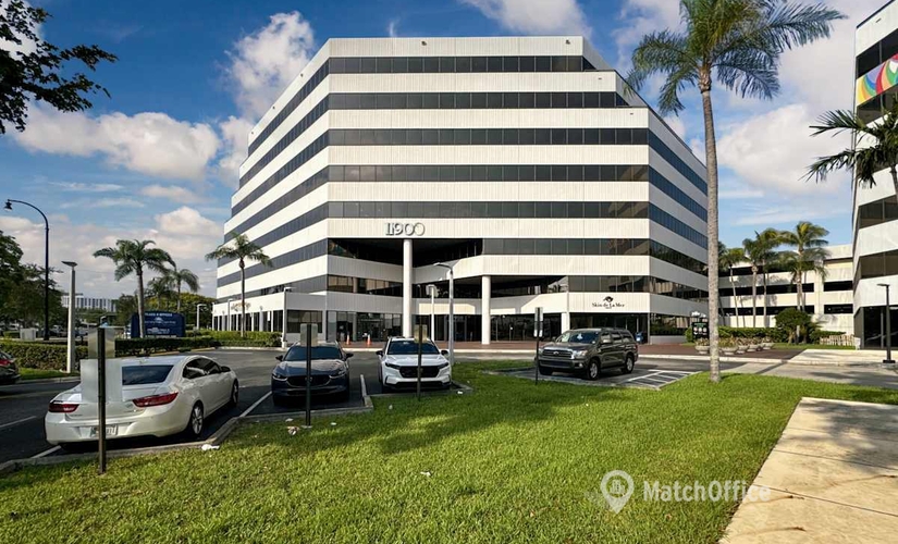 Meeting room in North Miami, FL, 11900 Biscayne Blvd (33181) - 0 | MatchOffice