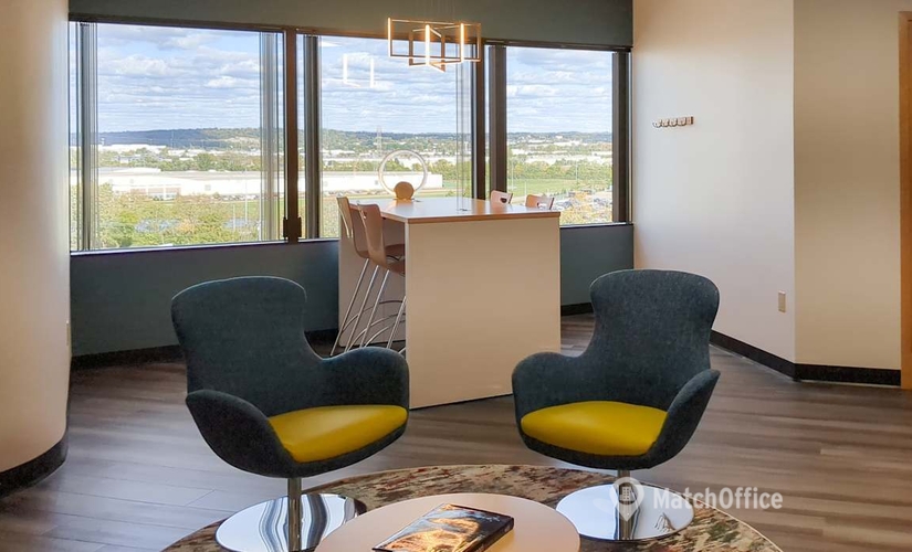  Meeting room in Cleveland, OH, 11260 Chester Rd (45246) - 3 | MatchOffice.com