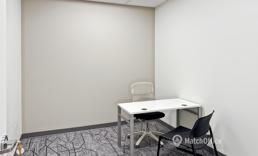 Conference space in Chicago, IL, 2828 N Clark St (60453) - 3 | MatchOffice.com