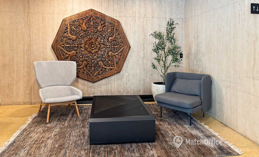  Conference room in Chicago Gold Coast, IL, 40 E Huron St (60611) - 10 | MatchOffice