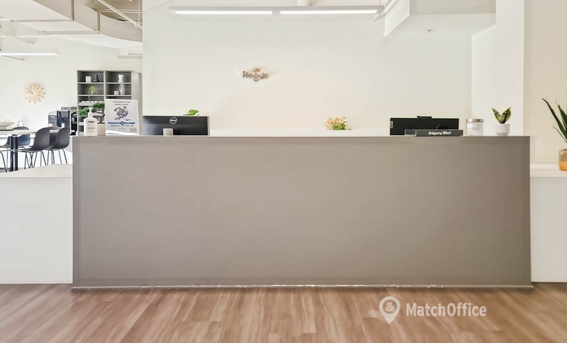  Conference space in West Allis, WI, 10150 W National Ave (53227) - 1 | MatchOffice