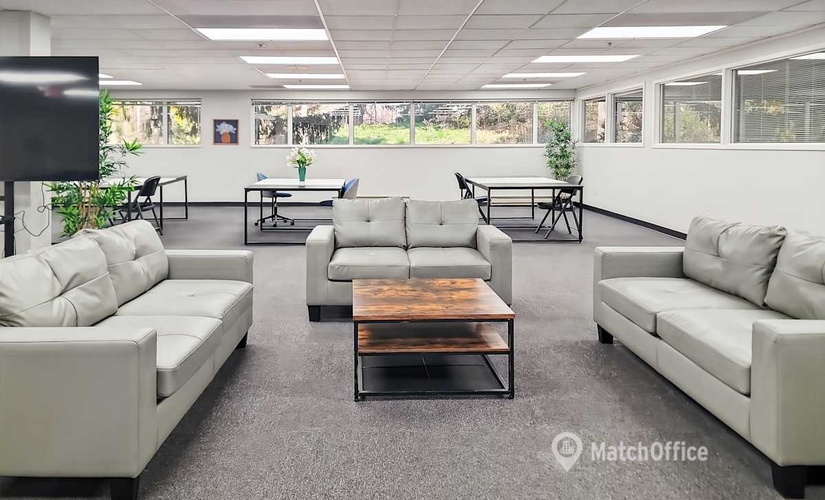  Conference room in Brookfield, WI, 120 Bishops Way (53005) - 4 | MatchOffice.com