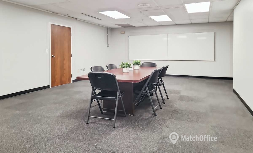 Conference hall in Brookfield, WI, 120 Bishops Way (53005) - 8 | MatchOffice.com