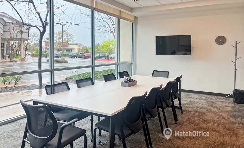 Conference space in Fresno, CA, 265 E River Park Circle (93720) - 2 | MatchOffice