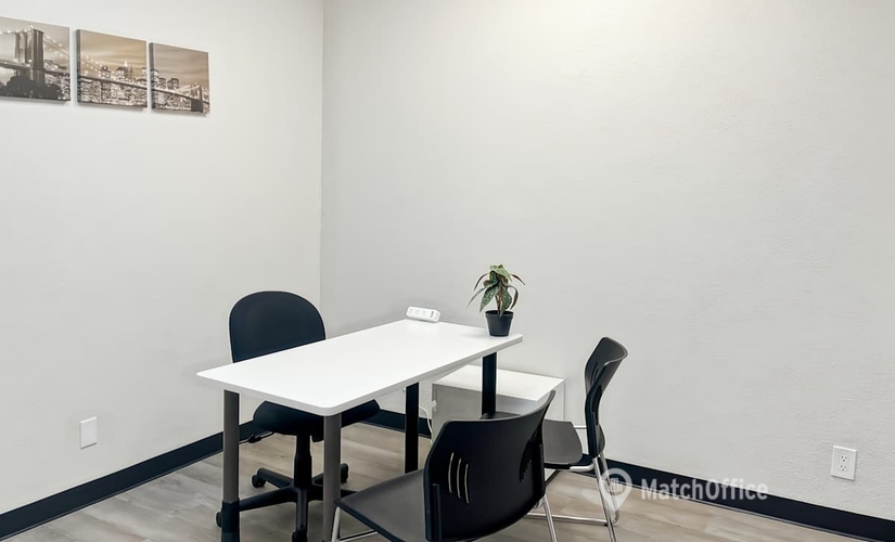 Conference room in Valencia, CA, 27125 Sierra Hwy (91351) - 6 | MatchOffice