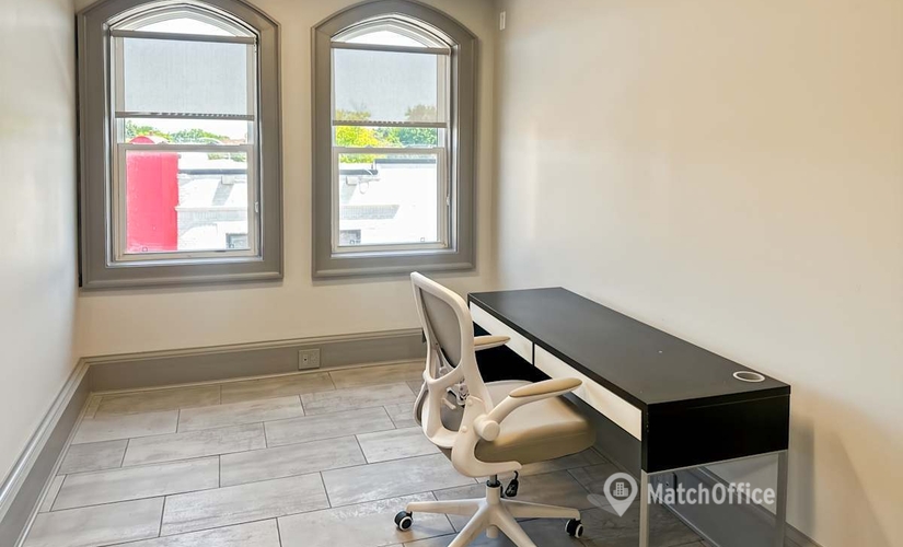  Conference room in Detroit, MI, 15324 Mack Ave (48230) - 3 | MatchOffice.com