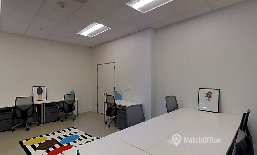 250 m² Business park property up for rent in Chicago, IL, North Halsted Street 1500 (60642) - 1 | MatchOffice.com