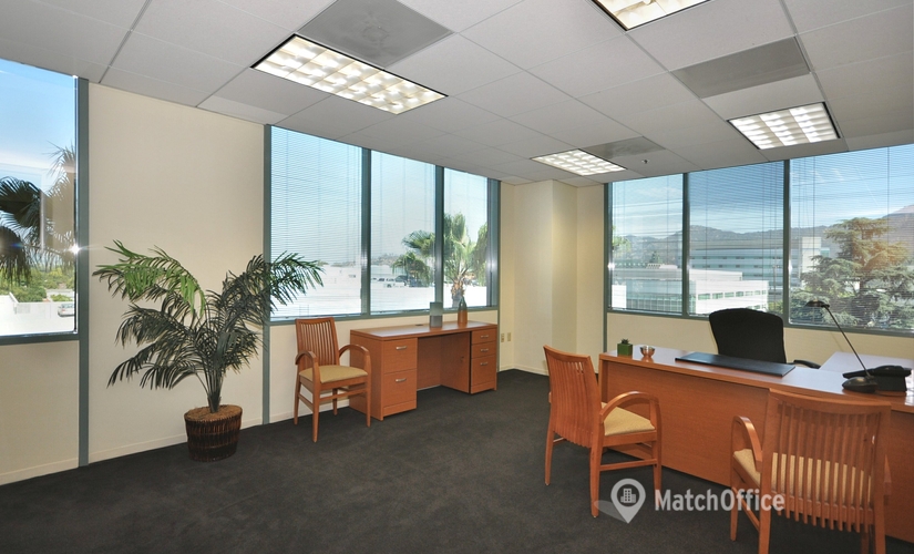 900 m² Business park property available to rent in Burbank , CA, 2600 W Olive Ave (91505) - 5 | MatchOffice.com