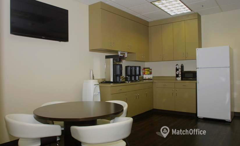 755 m² Business space in Cerritos, CA, 18000 Studebaker (90703) - 4 | MatchOffice