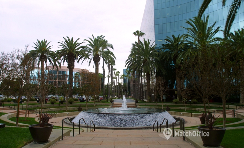 985 m² Serviced office in Long Beach, CA, 3780 Kilroy Airport Way (90806) - 0 | MatchOffice.com