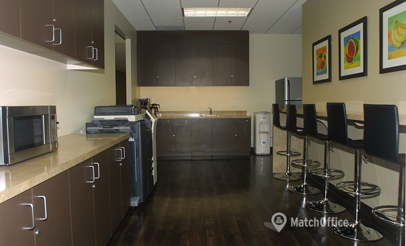 50 m² Business space place up for rent in Manhattan Beach	 CA, 1230 Rosecrans Avenue (90266) - 2 | MatchOffice.com