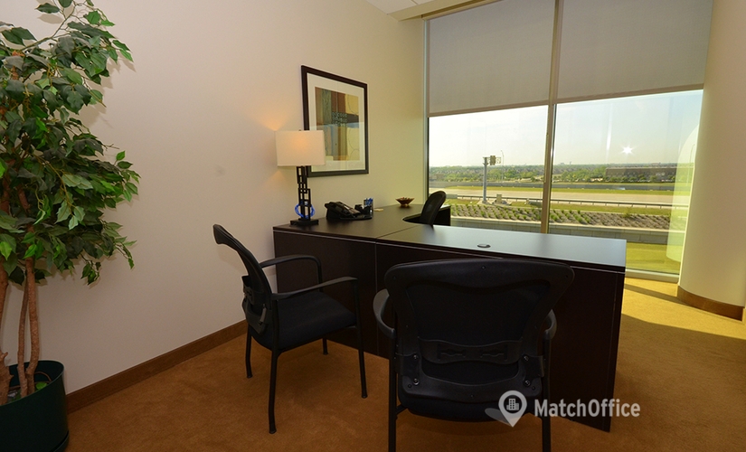 900 m² Serviced office building up for rent in McKinney	, TX, 5900 South Lake Forest (75070) - 1 | MatchOffice