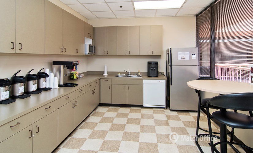 568 m² Business space place up for rent in San Diego, CA, 11440  W. Bernardo Court (92127) - 1 | MatchOffice.com