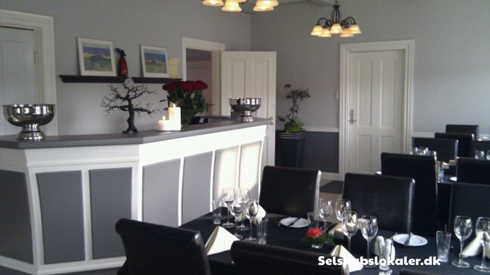 Hårlev stationsvej 1, 4652 Hårlev