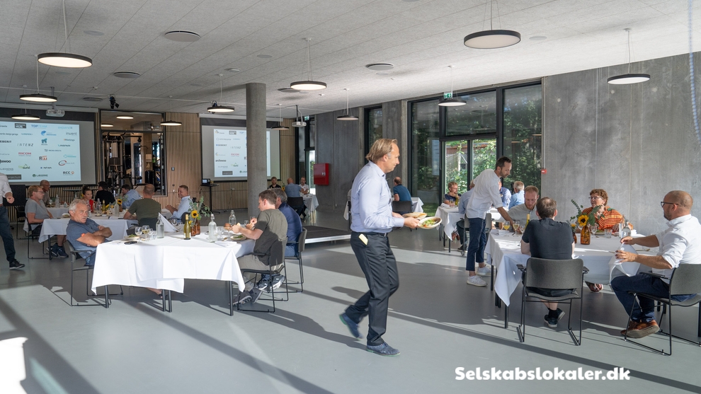 Skæringvej 100, 8520 Lystrup