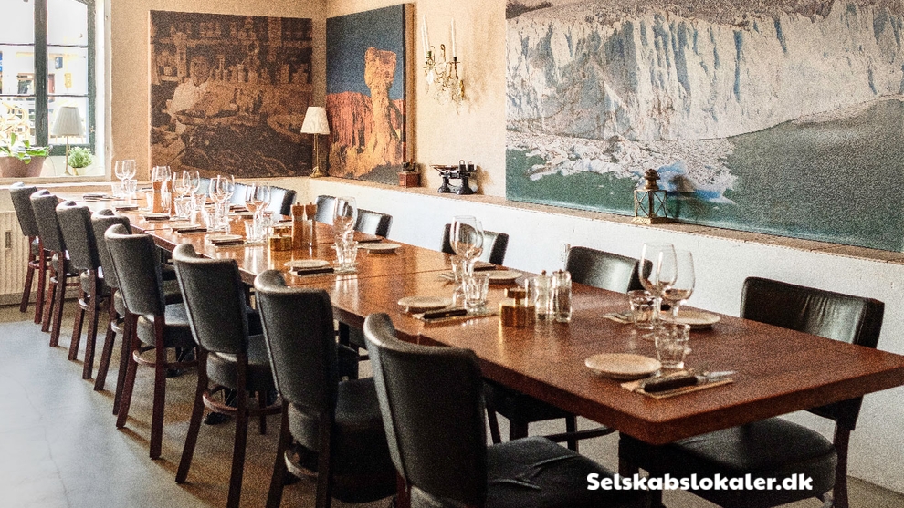 Overgaden Neden Vandet 17 , 1414 København K