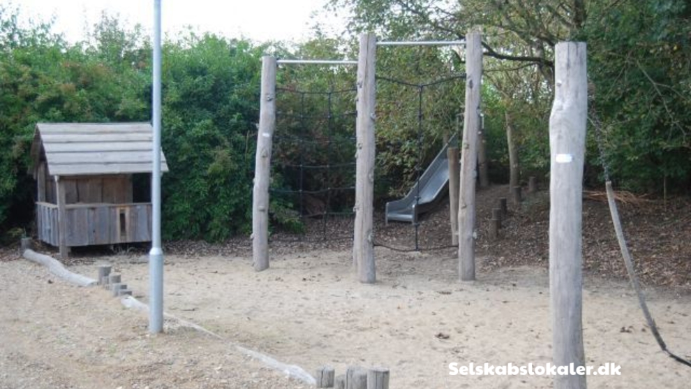 Dons Byvej 38, 6051 Almind