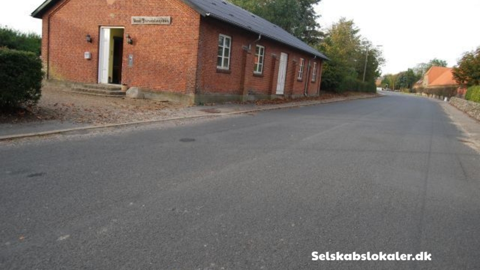 Dons Byvej 38, 6051 Almind