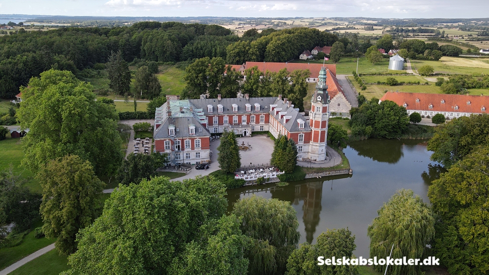 Hvedholm Slot 1, 5600 Faaborg