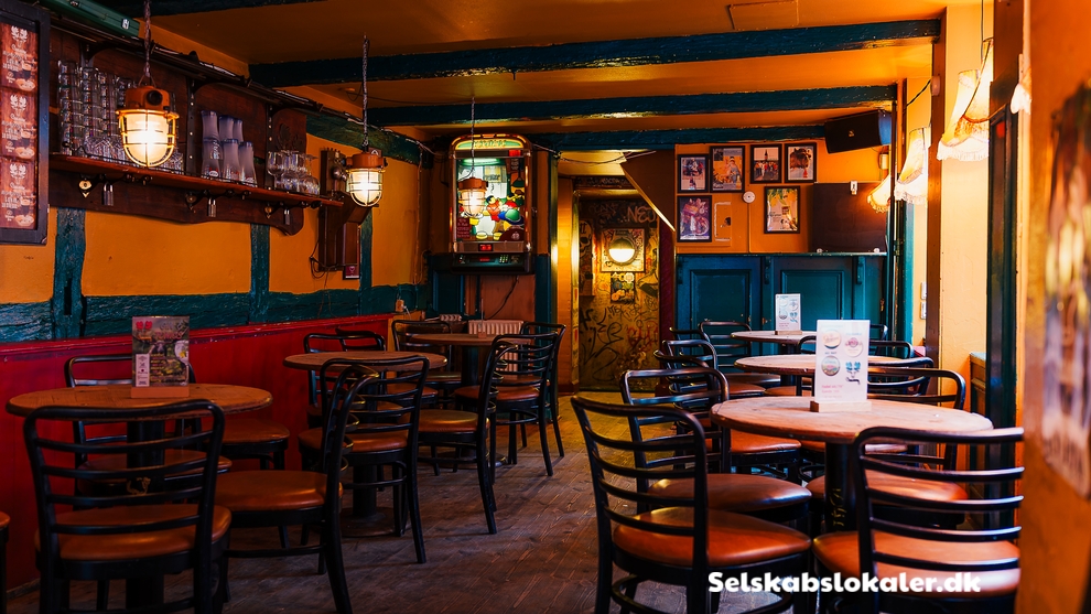 Sværtegade 5, 1118 København K