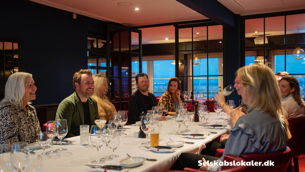 Banegårdspladsen 12, 8000 Århus C