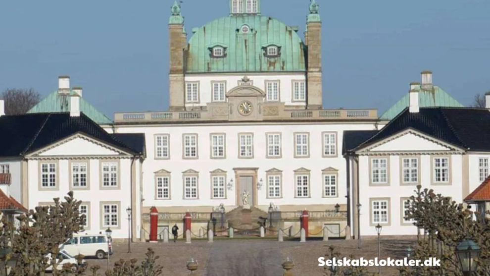 Slotsgade 6, 3480 Fredensborg