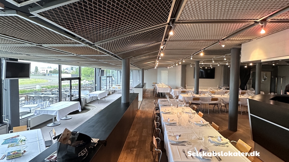 Traverbanevej 10, 2920 Charlottenlund