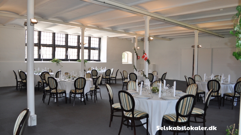 Amtsvejen 280, 3390 Hundested