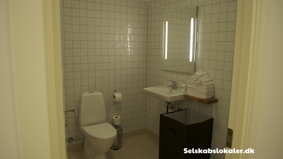 Amtsvejen 280, 3390 Hundested