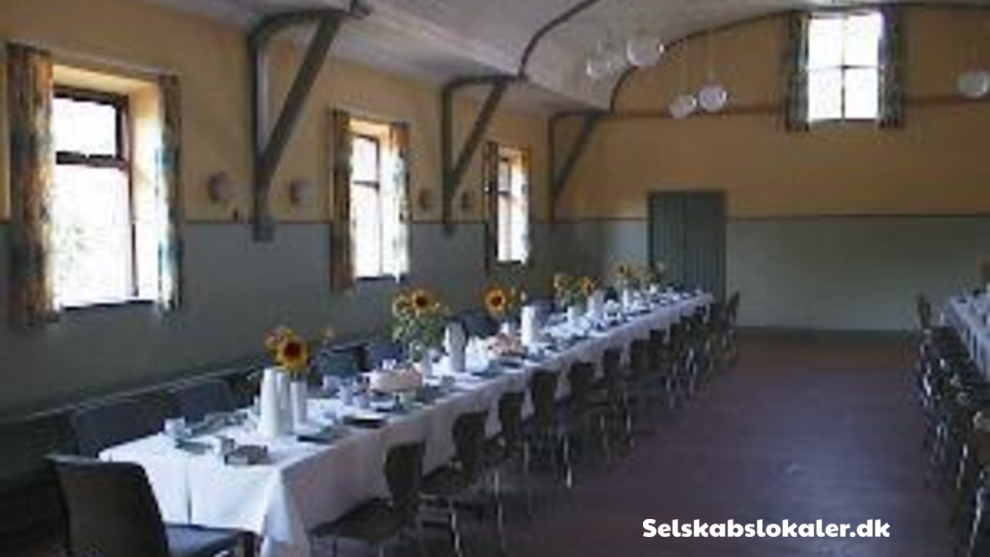 Dons Byvej 38, 6051 Almind