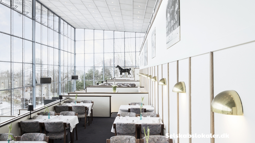 Traverbanevej 10, 2920 Charlottenlund