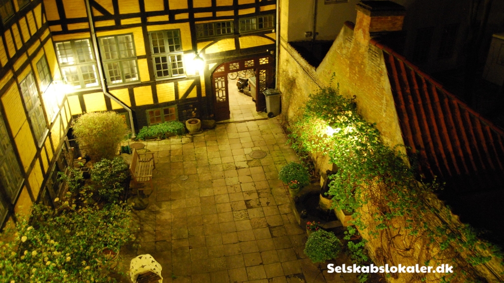 Store Kannikestræde 10, 1169 København K