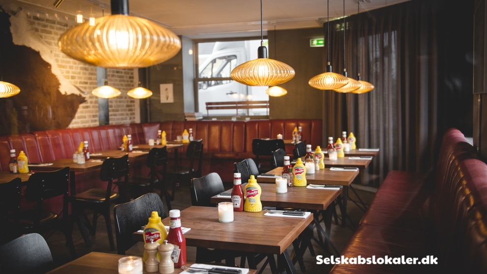 Sankt Peders Stræde 38, 1453 København K