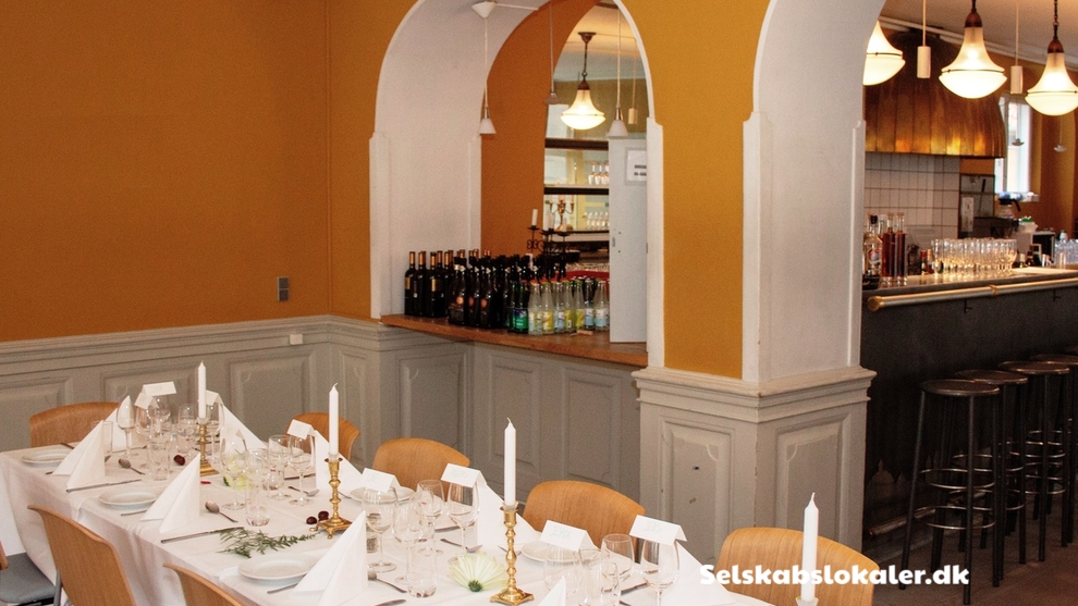 Huset, Rådhusstræde 13, forhuset 1.sal, 1466 København K