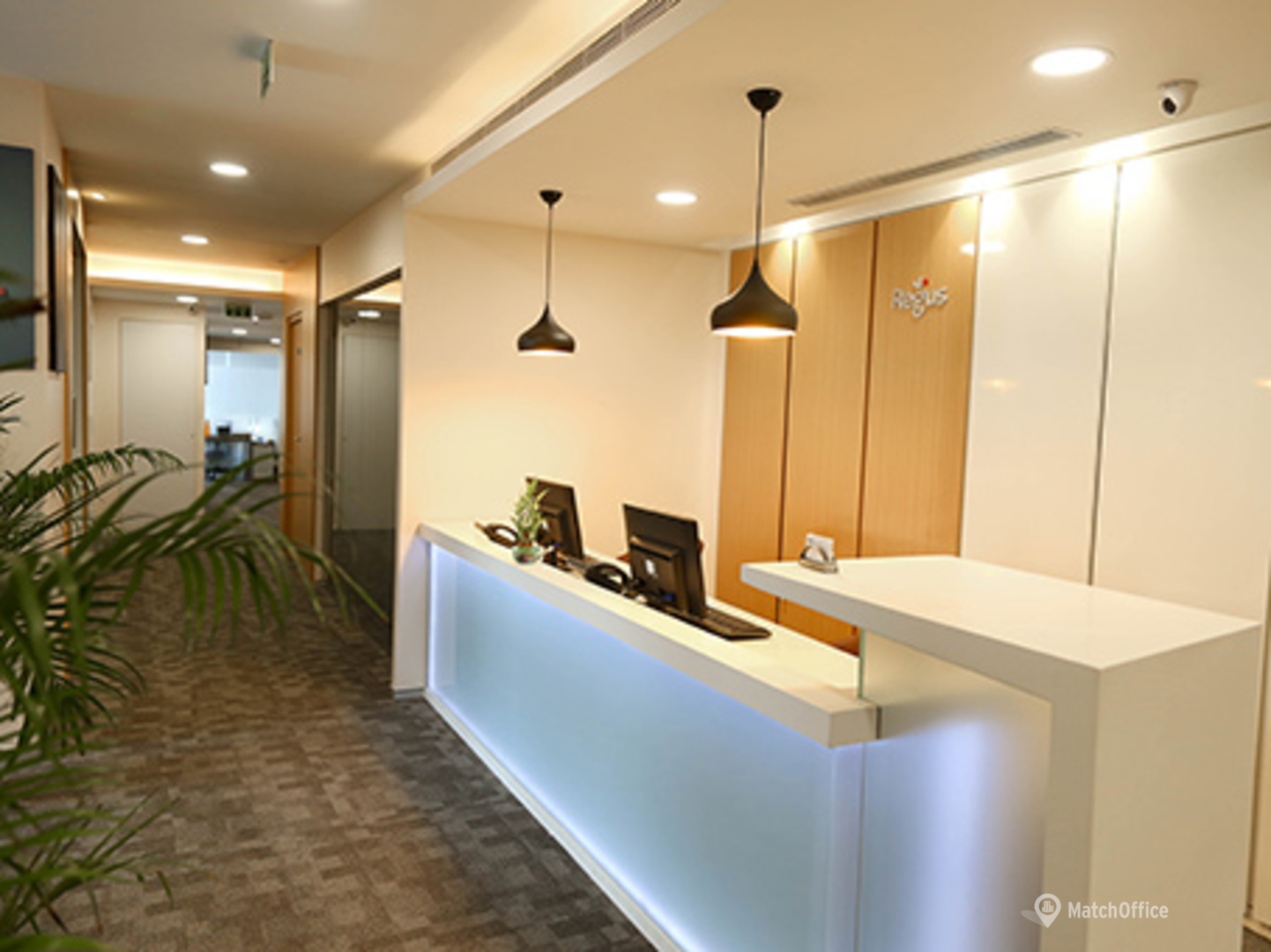 Modern Business Center with Conference Rooms and 24 Hour Access in Kolkata