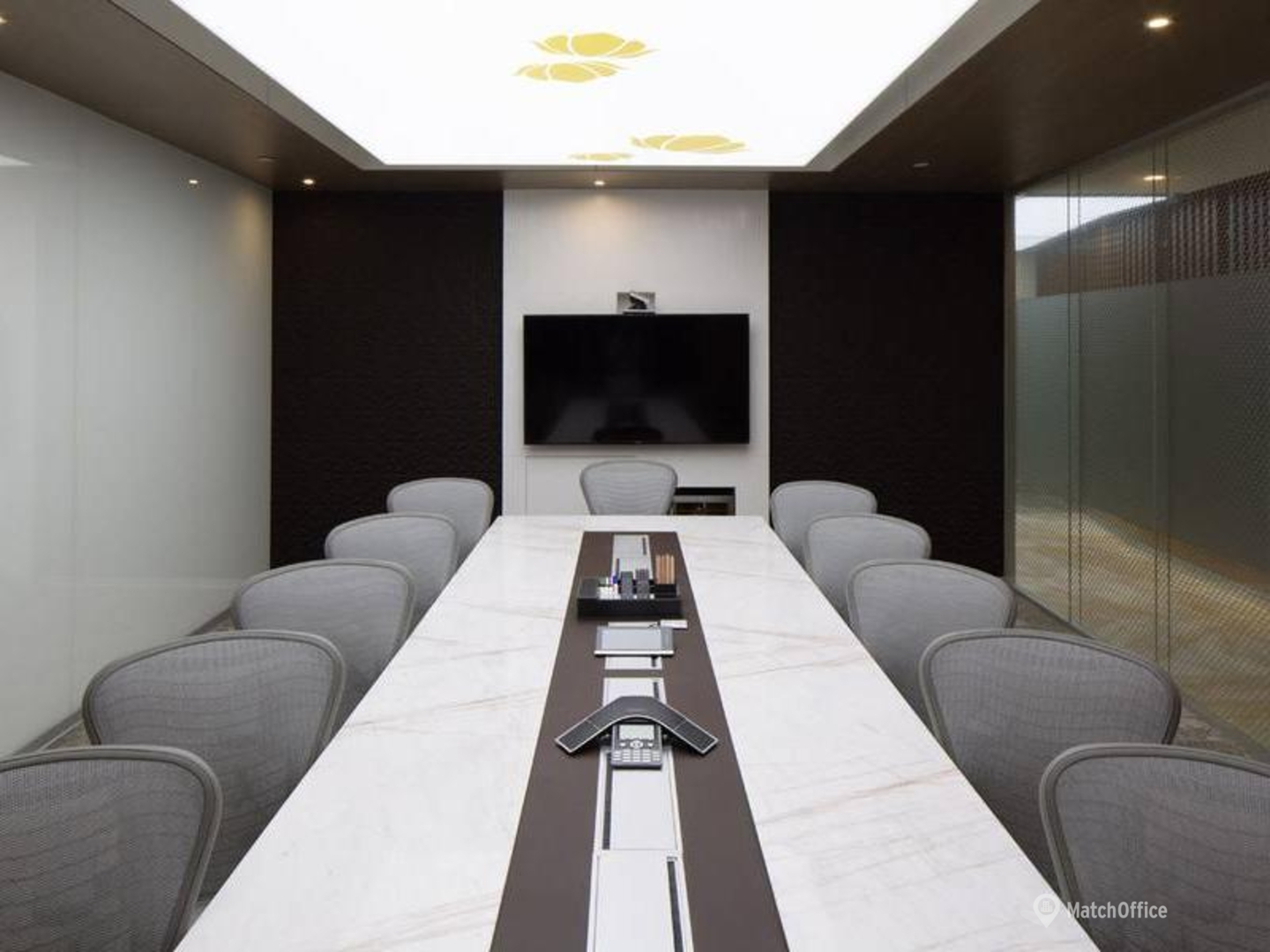 Coworking Space on Level 18, Gurgaon for Lease | MatchOffice.com