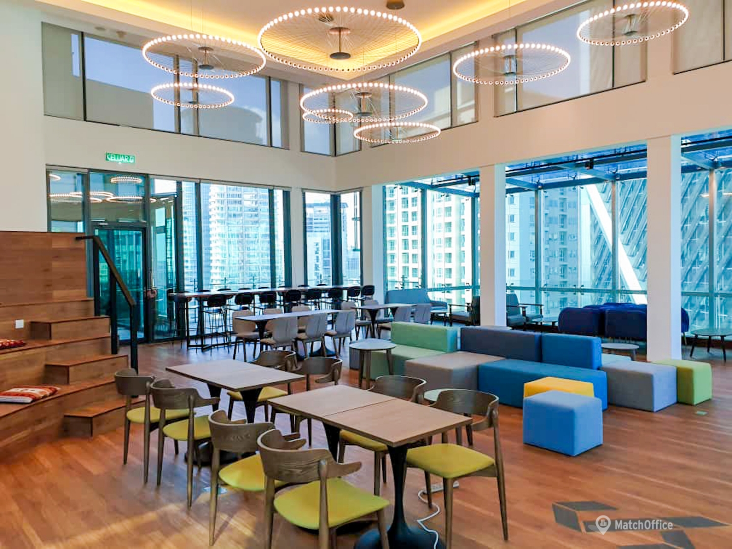 Find a shared office space at Level 28 ✓ MatchOffice.com