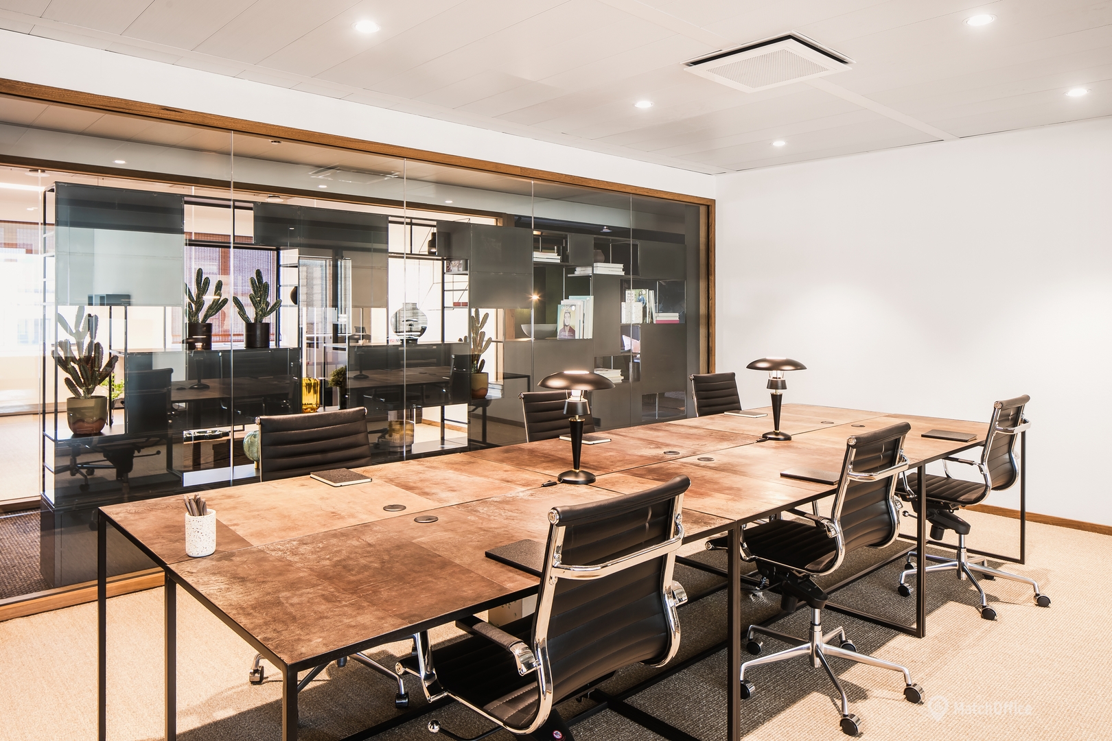 Bedrijventerrein te huur  Sint-Joost-ten-Node, Kunstlaan 6-9 Avenue des Arts, 3500 m², - 1 | MatchOffice.be