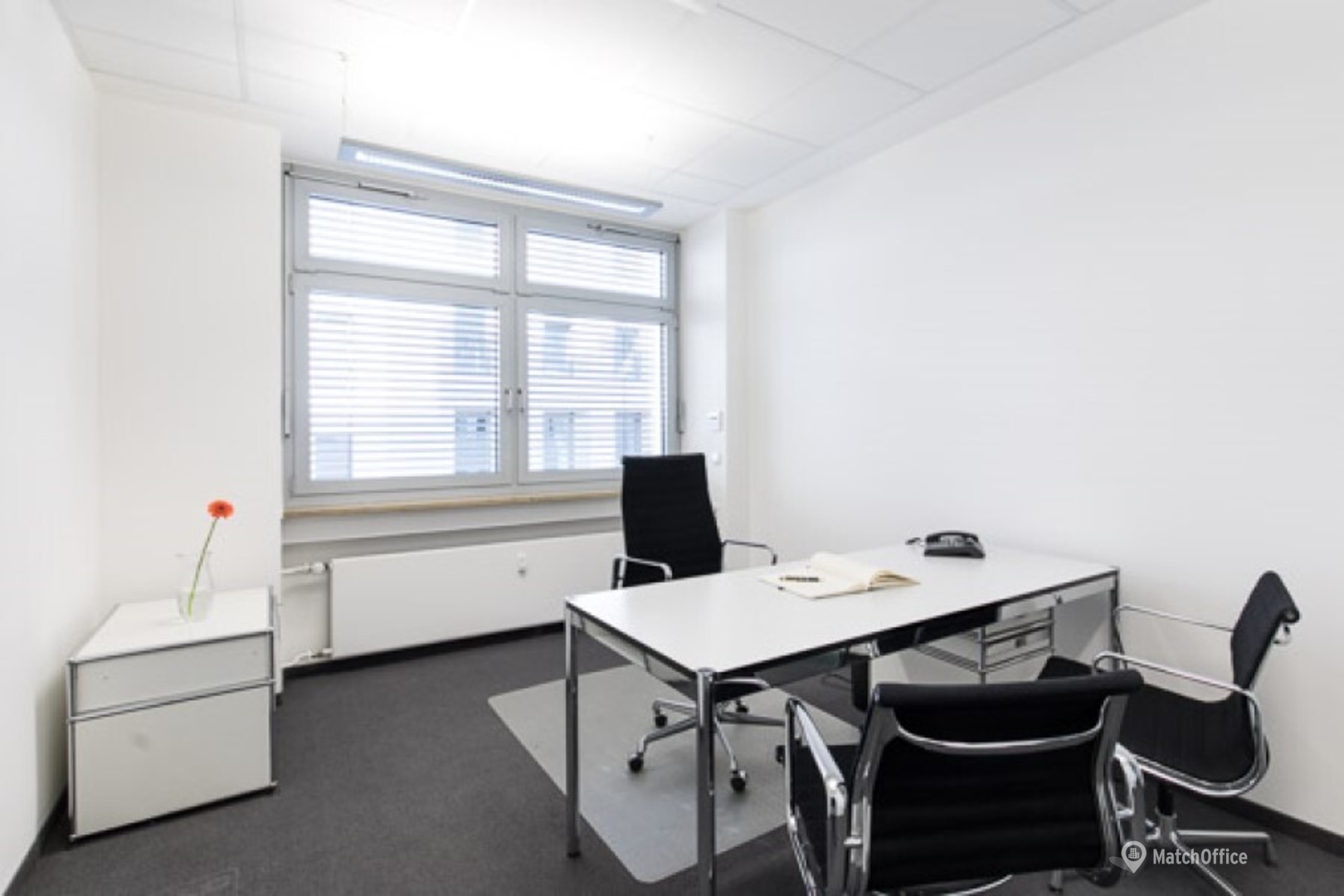 Premium Meeting Room For Rent In Unsöldstraße 2 Matchoffice.com