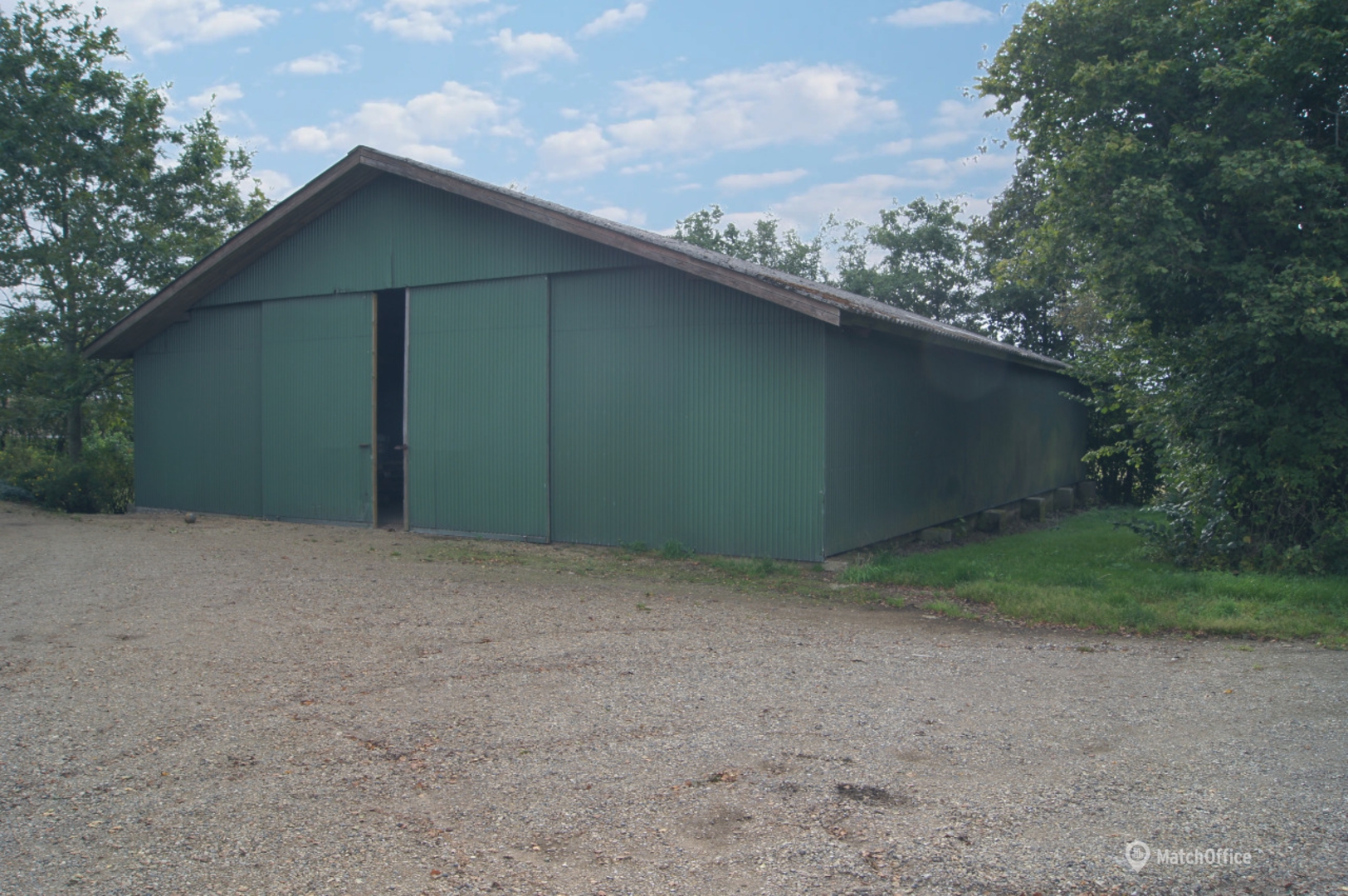 68 i Hammel Lager til leje 350 m² Lokalebasen.dk